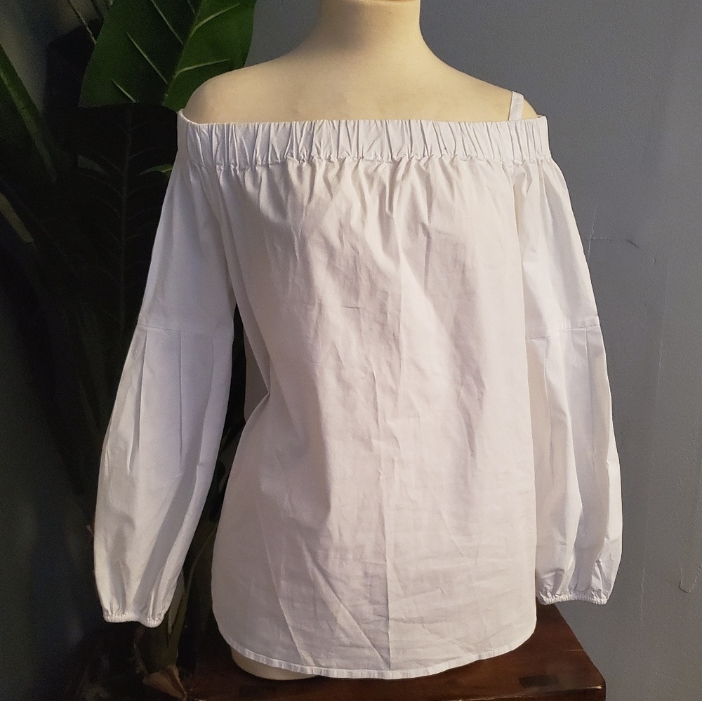White Michael Kors off the shoulder l/s blouse